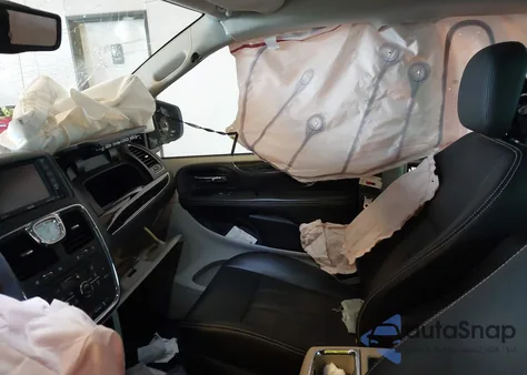 2015 Chrysler Town & Country Touring-L from USA, damaged, VIN 2C4RC1CG7FR755884